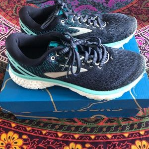 Brooks Ghost 11 Running Shoes size 7.5
